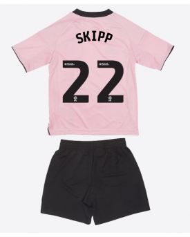 Billige Fotballdrakt Leicester City Oliver Skipp #22 Replika Tredjedraktsett Barn 2025-26 Kortermet (med bukser)